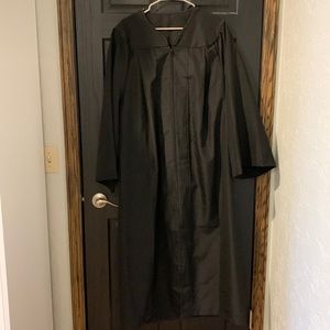 Graduation gown size L